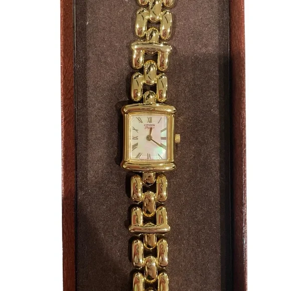 Citizen Elegance Gold Link Bracelet Watch Women’s - Picture 2 of 4